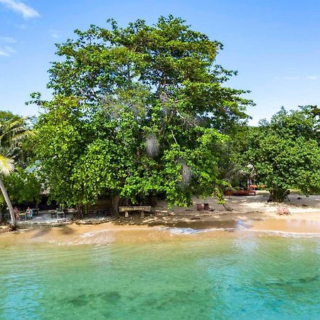 Monkey Island Resort Мак Экстерьер фото